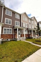 1694 Maple Grove Rd in Ottawa, ON - Building Photo