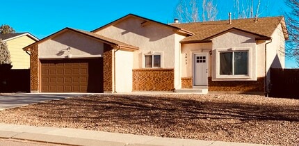 3955 Glenhurst St in Colorado Springs, CO - Building Photo - Building Photo