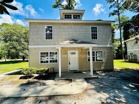 3909 Wilshire Blvd in Wilmington, NC - Building Photo