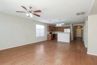 372 S 151st Ave in Goodyear, AZ - Building Photo - Building Photo