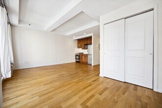 416 E 117th St, Unit 2B in New York, NY - Foto de edificio - Building Photo