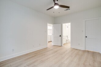 2843 Forest Park Blvd in Fort Worth, TX - Building Photo - Building Photo
