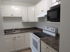 46260 Harford St in Chilliwack, BC - Building Photo - Building Photo