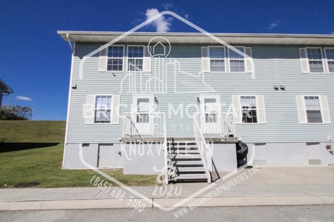 property at 136 N 6th St