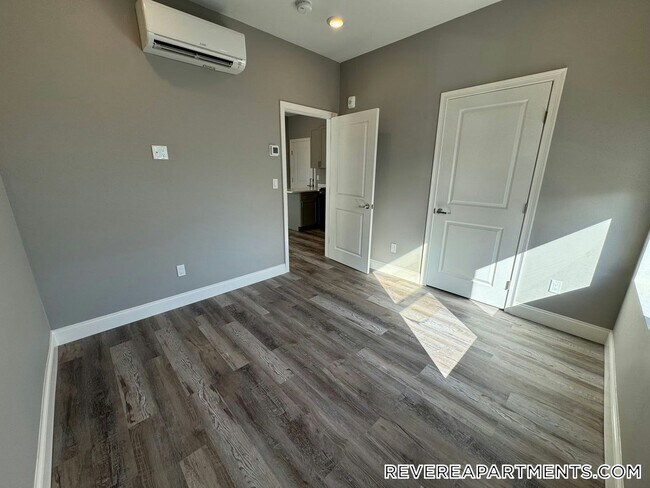 1499 N Shore Rd in Revere, MA - Building Photo - Building Photo