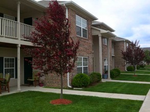 Canterbury House Apartments - Warsaw in Warsaw, IN - Building Photo - Building Photo