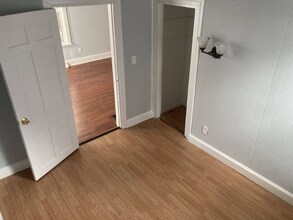 18 Pentucket St-Unit -Unit 1 in Haverhill, MA - Foto de edificio - Building Photo