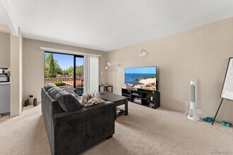 11174 Kelowna Rd, Unit 28 in San Diego, CA - Building Photo - Building Photo