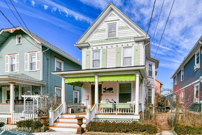 property at 119 Mt Hermon Way