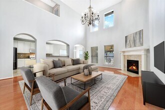 2510 Pine Brook Dr in Deer Park, TX - Building Photo - Building Photo
