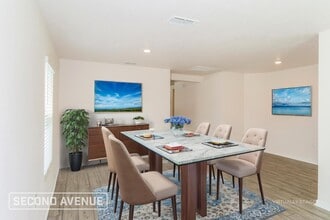 730 Airoso Rd SE in Palm Bay, FL - Foto de edificio - Building Photo