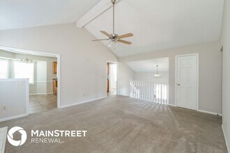 602 SW Montana Ridge Dr in Grain Valley, MO - Building Photo - Building Photo