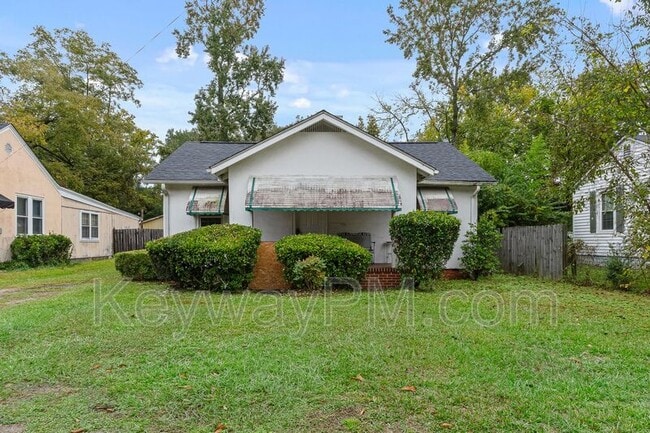 property at 1870 Kissingbower Rd