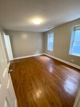 2309 S Sacramento Ave in Chicago, IL - Building Photo - Building Photo