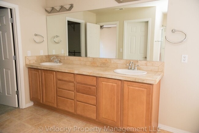 19632 Hollygrape St in Bend, OR - Building Photo - Building Photo