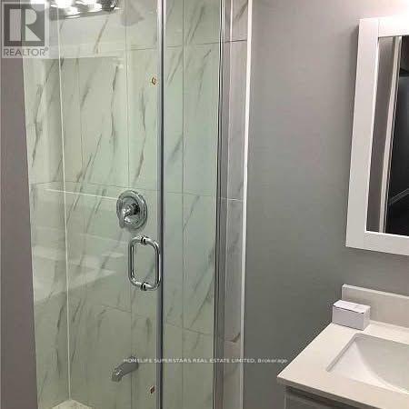 12 Romeo Rd in Brampton, ON - Building Photo - Building Photo