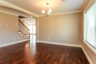 229 Mammoth Springs Ln in Dickinson, TX - Building Photo - Building Photo