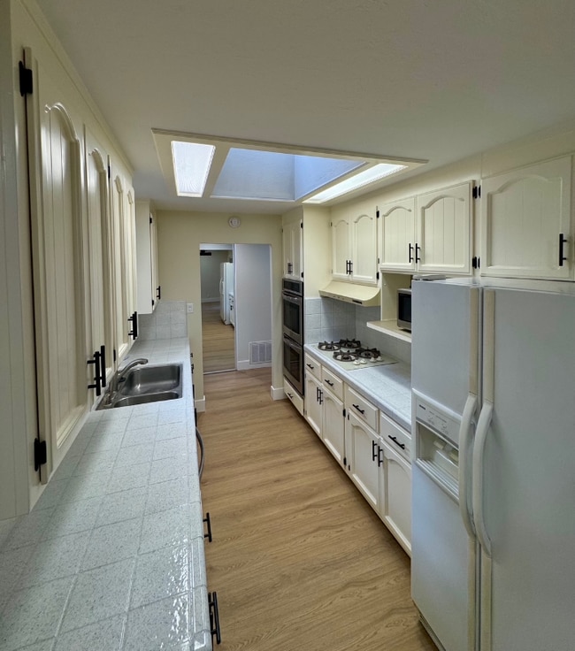 1543 Willowbrook Dr in San Jose, CA - Building Photo - Building Photo