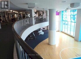 323 Richmond St E in Toronto, ON - Building Photo