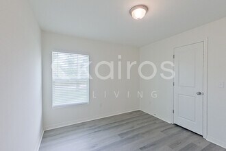 1128 Hayes Ave S in Lehigh Acres, FL - Building Photo - Building Photo