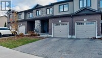 135-135 Hardcastle Dr in Cambridge, ON - Building Photo - Building Photo