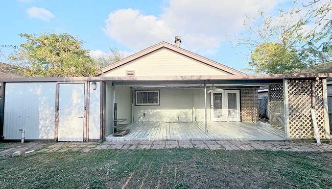 11827 Acadian Dr in Houston, TX - Building Photo - Building Photo