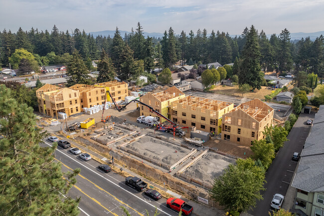 The Lawrence Apartments in Portland, OR - Foto de edificio - Building Photo