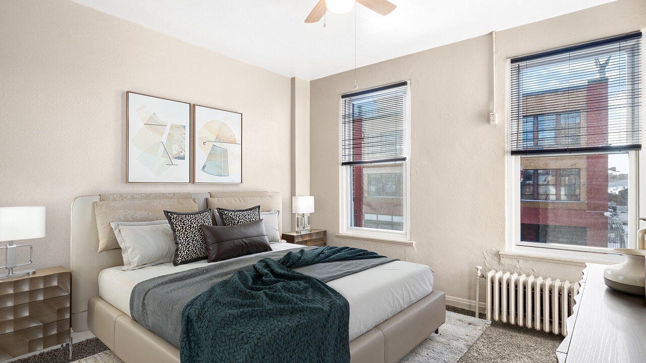 Pike St. Rentals LLC in Pontiac, MI - Foto de edificio