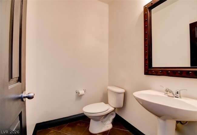 property at 2904 Dowitcher Ave