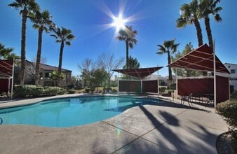 7885 W Flamingo, Unit 2029 in Las Vegas, NV - Foto de edificio - Building Photo