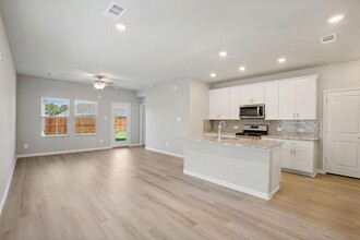 715 Caraway Dr, Unit 7T-101 in McKinney, TX - Building Photo - Building Photo