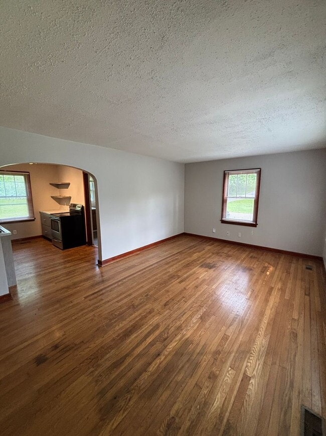 2408 Amber St NE in Knoxville, TN - Building Photo - Building Photo