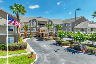 Lake Point Senior Apartments in Tavares, FL - Building Photo - Building Photo