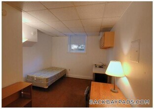 405 Beacon St in Boston, MA - Building Photo - Building Photo