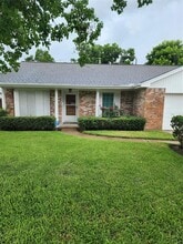 7506 Cardinal Cir in Texas City, TX - Building Photo - Building Photo