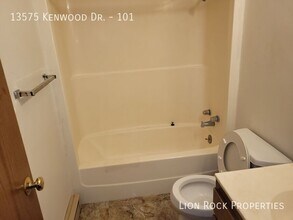 13575 Kenwood Dr N in Baxter, MN - Building Photo - Building Photo