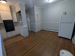 157 Howard Ave, Unit 101 in New Haven, CT - Foto de edificio - Building Photo