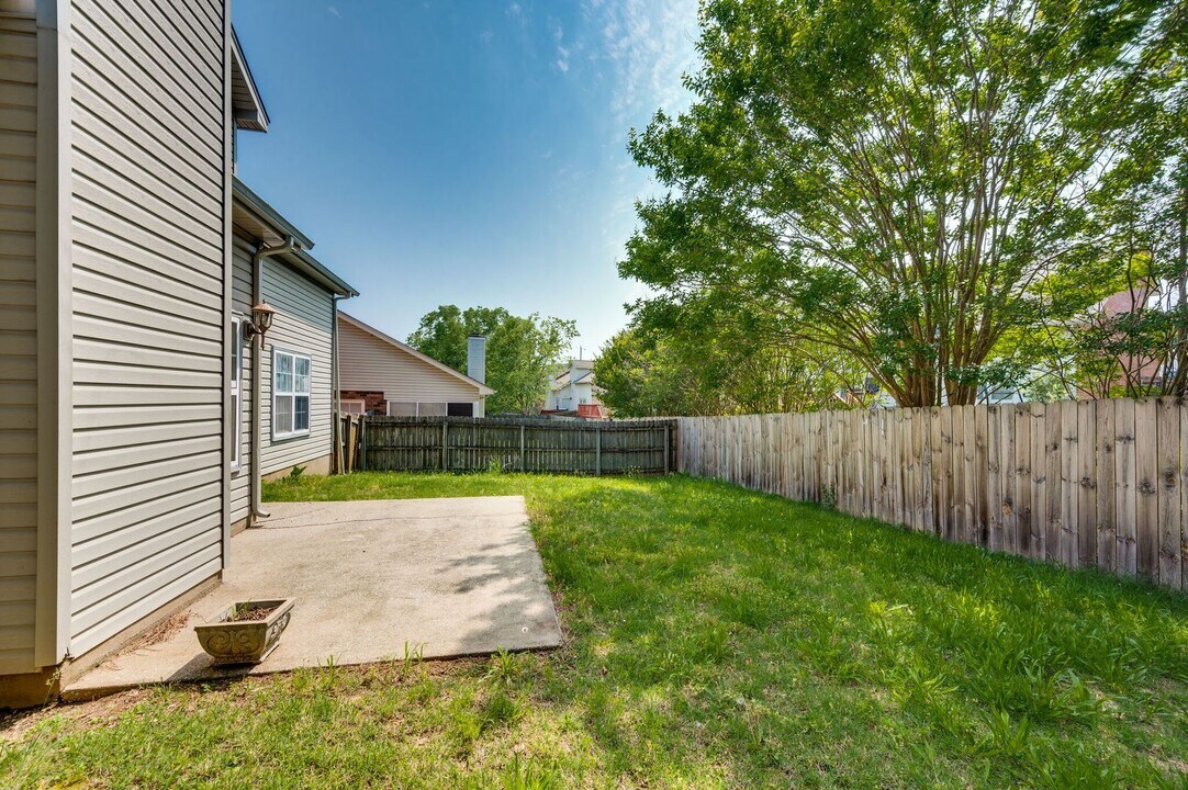 6940 Somerset Farms Cir in Nashville, TN - Building Photo