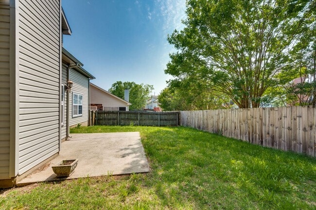 property at 6940 Somerset Farms Cir