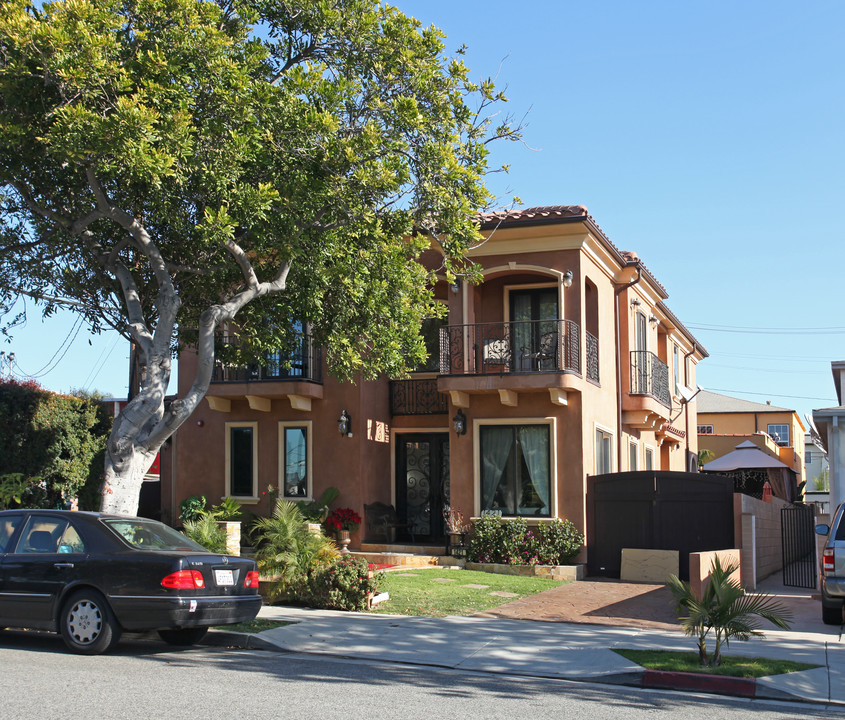 1421 Princeton St in Santa Monica, CA - Building Photo