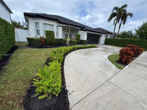 15957 SW 141st St in Miami, FL - Building Photo - Building Photo
