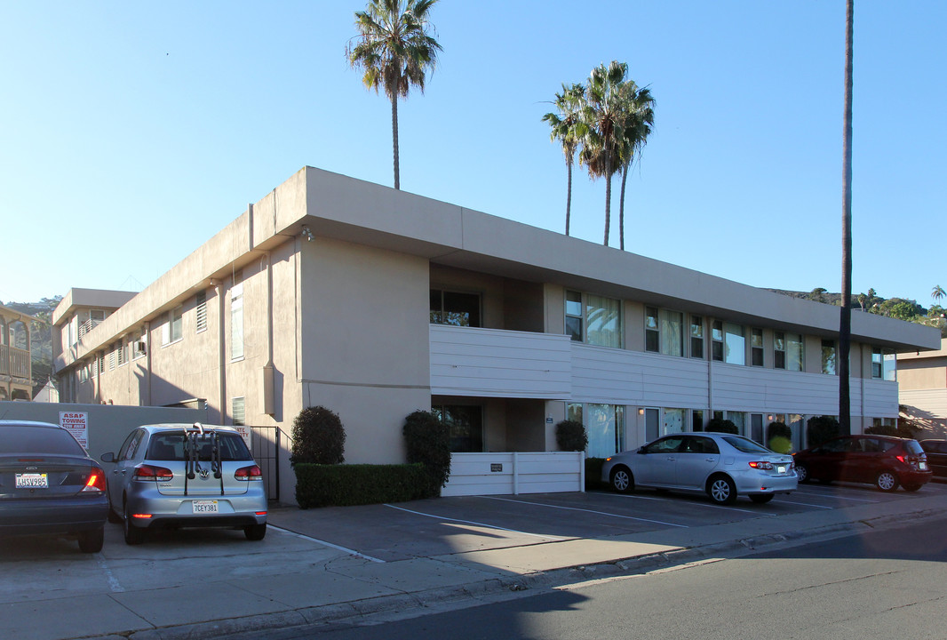 2031 Paseo Dorado in La Jolla, CA - Foto de edificio