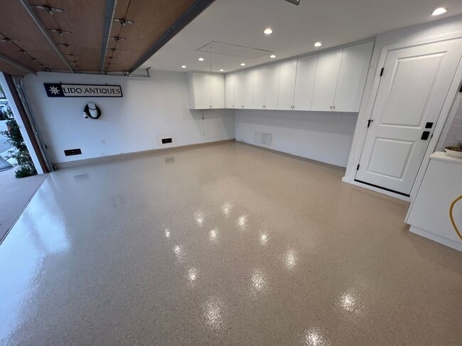 106 Via Cordova in Newport Beach, CA - Building Photo - Building Photo