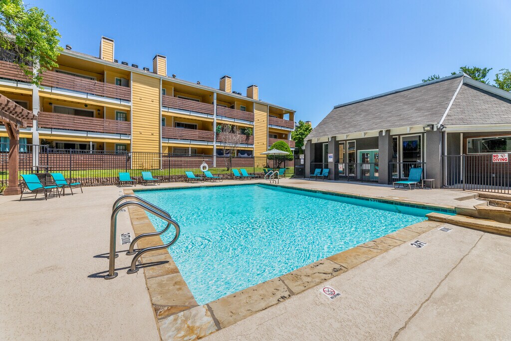 Flintridge Apartment Homes Arlington, TX Apartments