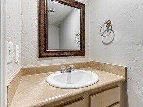 Wedgewood Village in Oklahoma City, OK - Building Photo - Building Photo