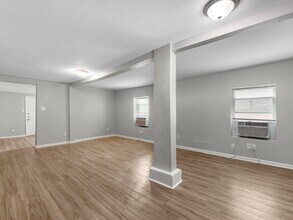 1811 39th St in Galveston, TX - Building Photo - Building Photo