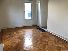 173-32 82nd Ave in Queens, NY - Building Photo - Building Photo