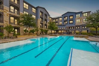 Avita Alamo Heights in San Antonio, TX - Building Photo - Building Photo