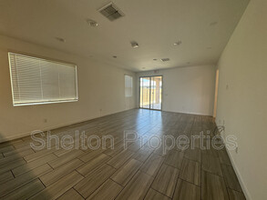 4027 S 96th Dr in Tolleson, AZ - Foto de edificio - Building Photo
