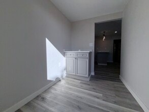 13 Gladstone St, Unit 2 in Everett, MA - Building Photo - Building Photo